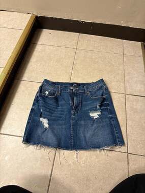 Aeropostale High Rise Distressed Denim Mini Skirt Size 8 Raw Hem